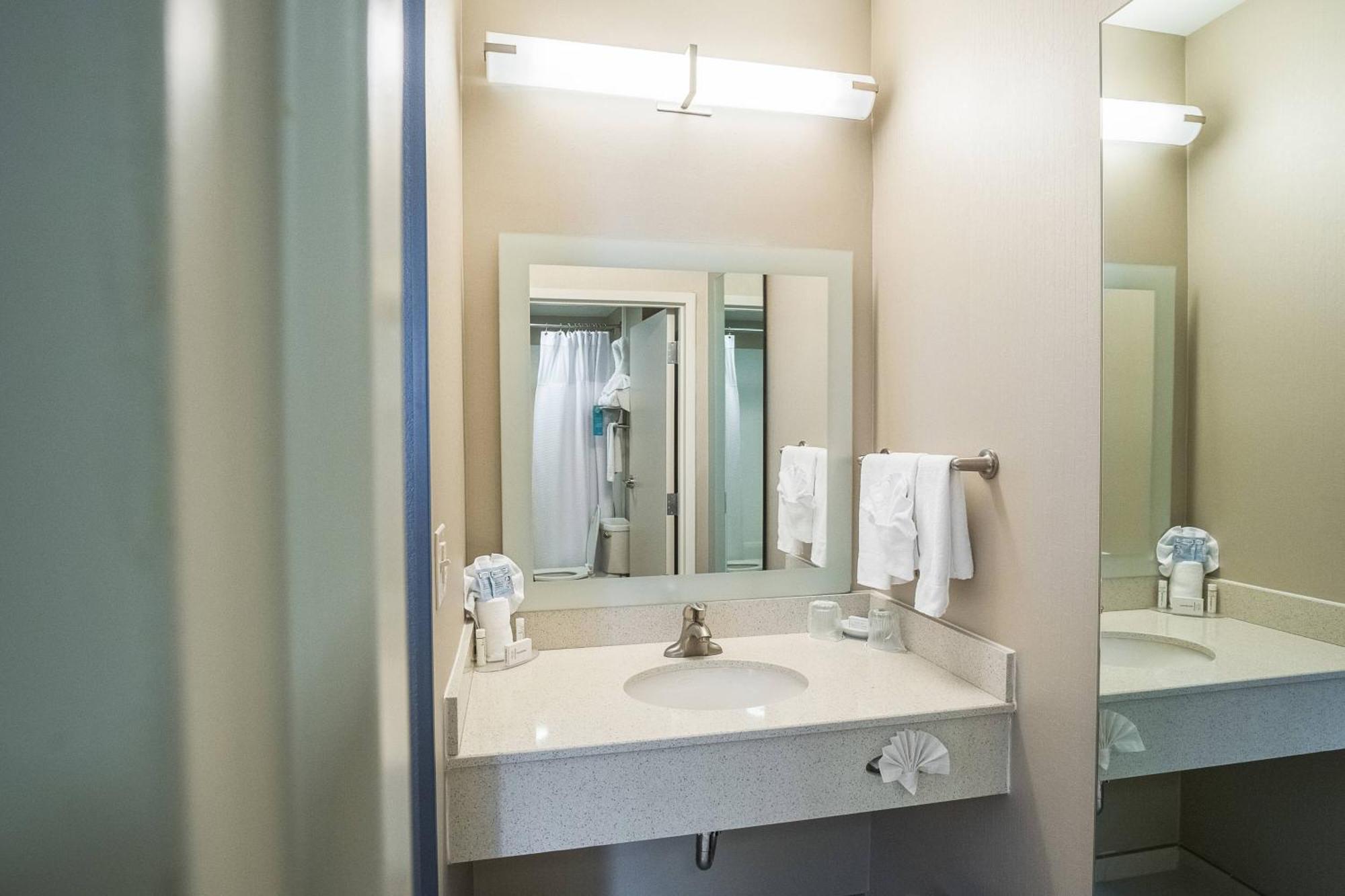 Springhill Suites By Marriott Winston-Salem Hanes Mall Eksteriør billede