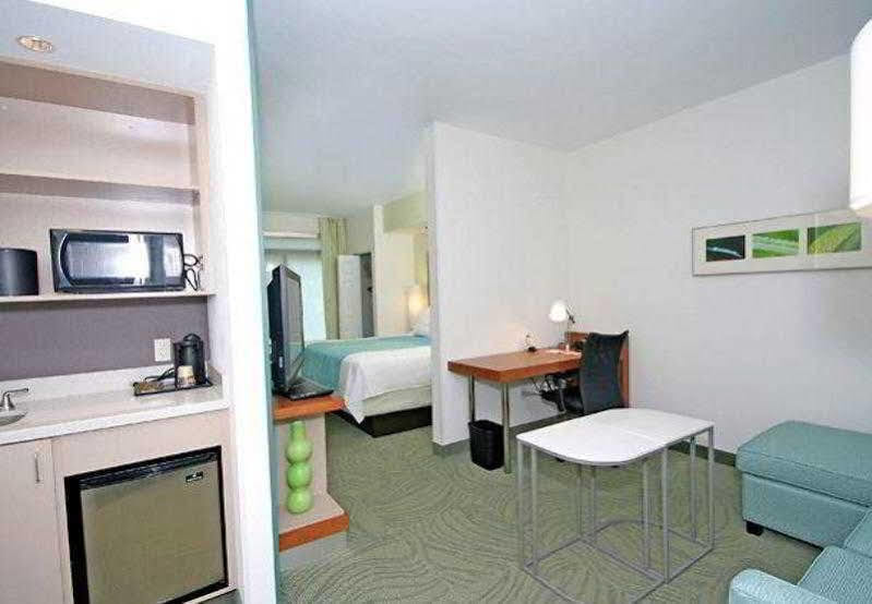 Springhill Suites By Marriott Winston-Salem Hanes Mall Eksteriør billede